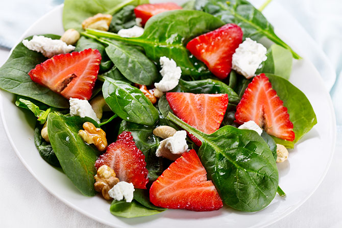 strawberry spinach feta salad